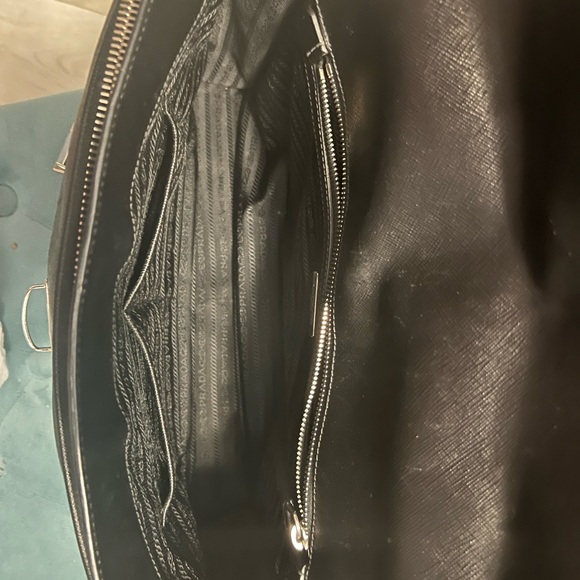 Prada Leather Messenger Bag Large authentic - Picture 6 of 13
